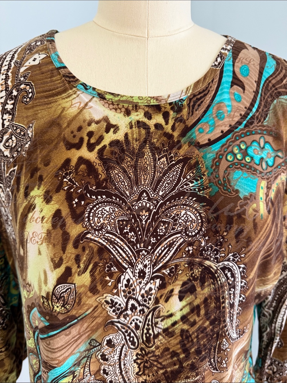 Peter Nygard Brown and Teal Paisley Animal Print 3/4 Sleeve Top SZL - Picture 3 of 14